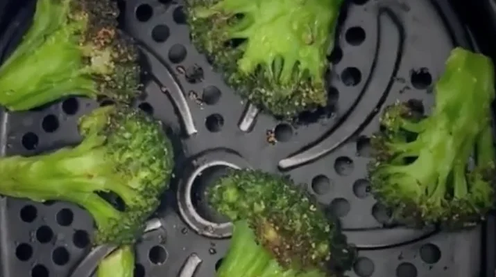 Broccoli in Air Fryer