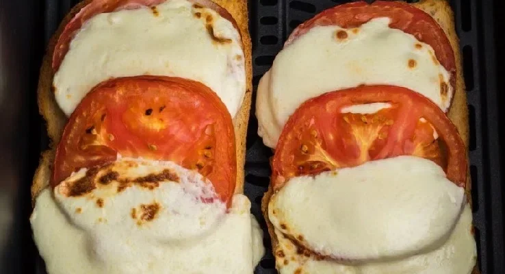 Caprese toast in Air Fryer
