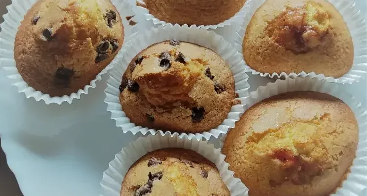Cupcakes in Air Fryer