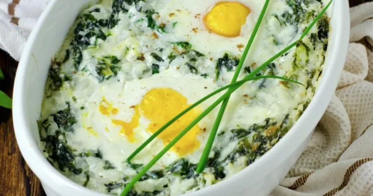 Eggs with cream and gruyere cheese in Air Fryer