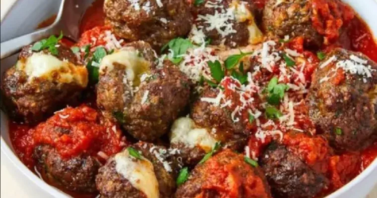 Meatballs stuffed with mozzarella cheese for air fryer