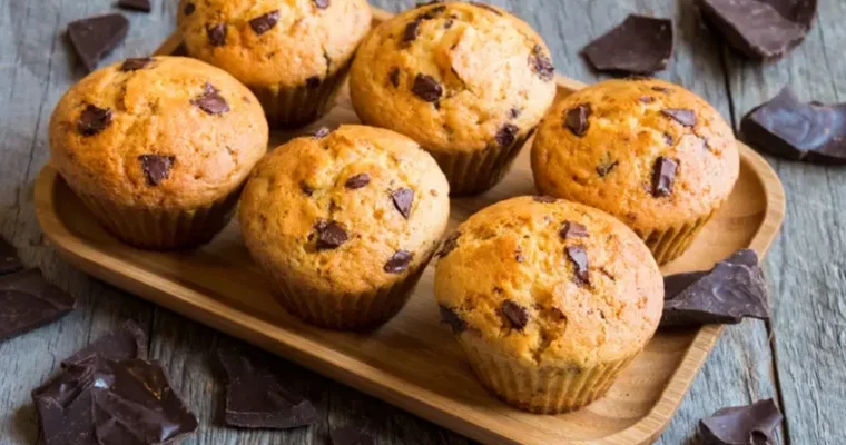 Oil-free deep fryer chocolate chip muffins in Air Fryer