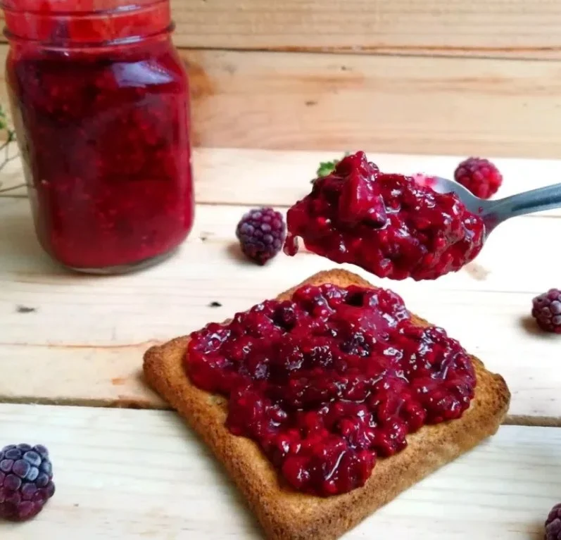 Air Fryer Strawberry Blueberry Jam (Small Batch)