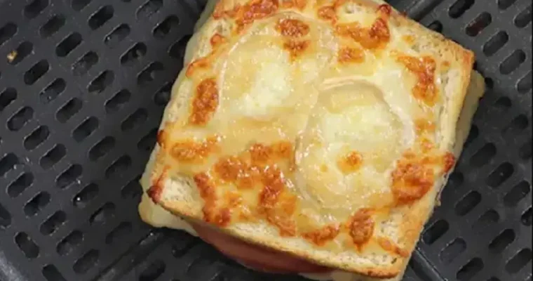 Sandwich au gratin in Air Fryer