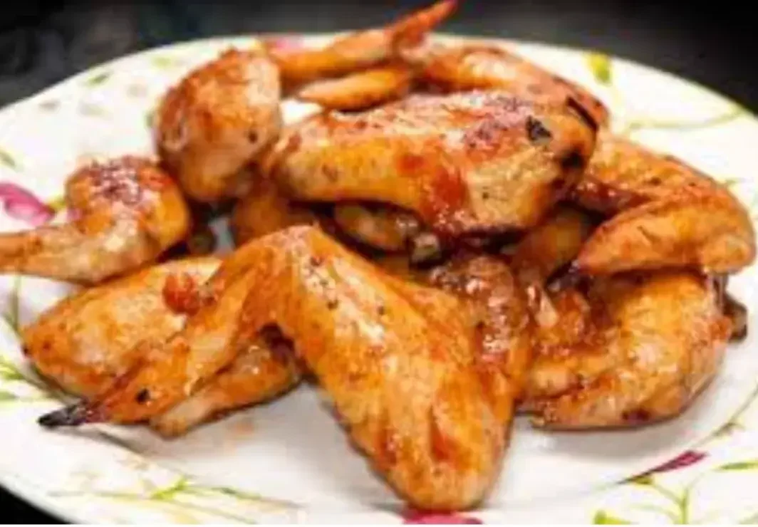 Spicy wings with honey
