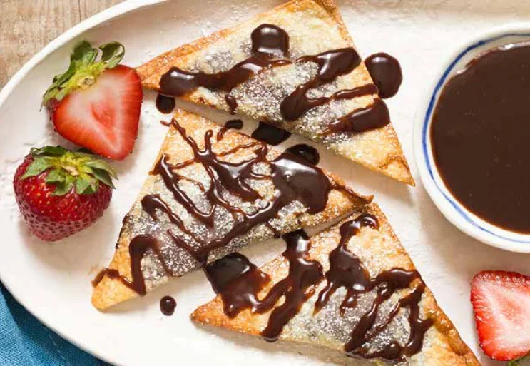 Strawberry and nutella filled wontons