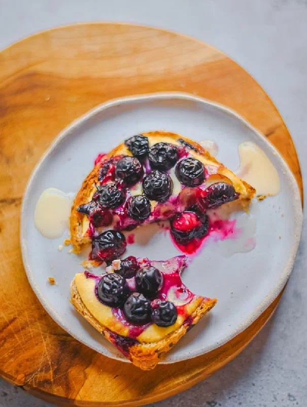 Toast with berries for air fryer