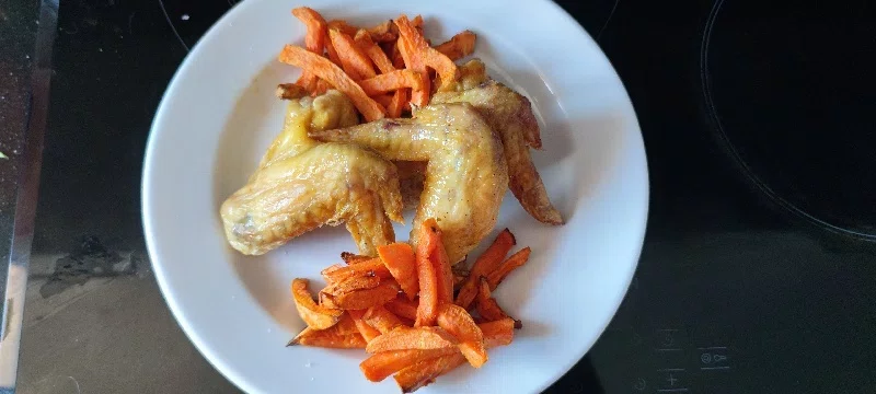 Wings with paprika and sweet potato for air fryer