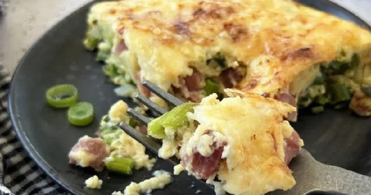 Juicy omelette with green beans and ham for air fryer